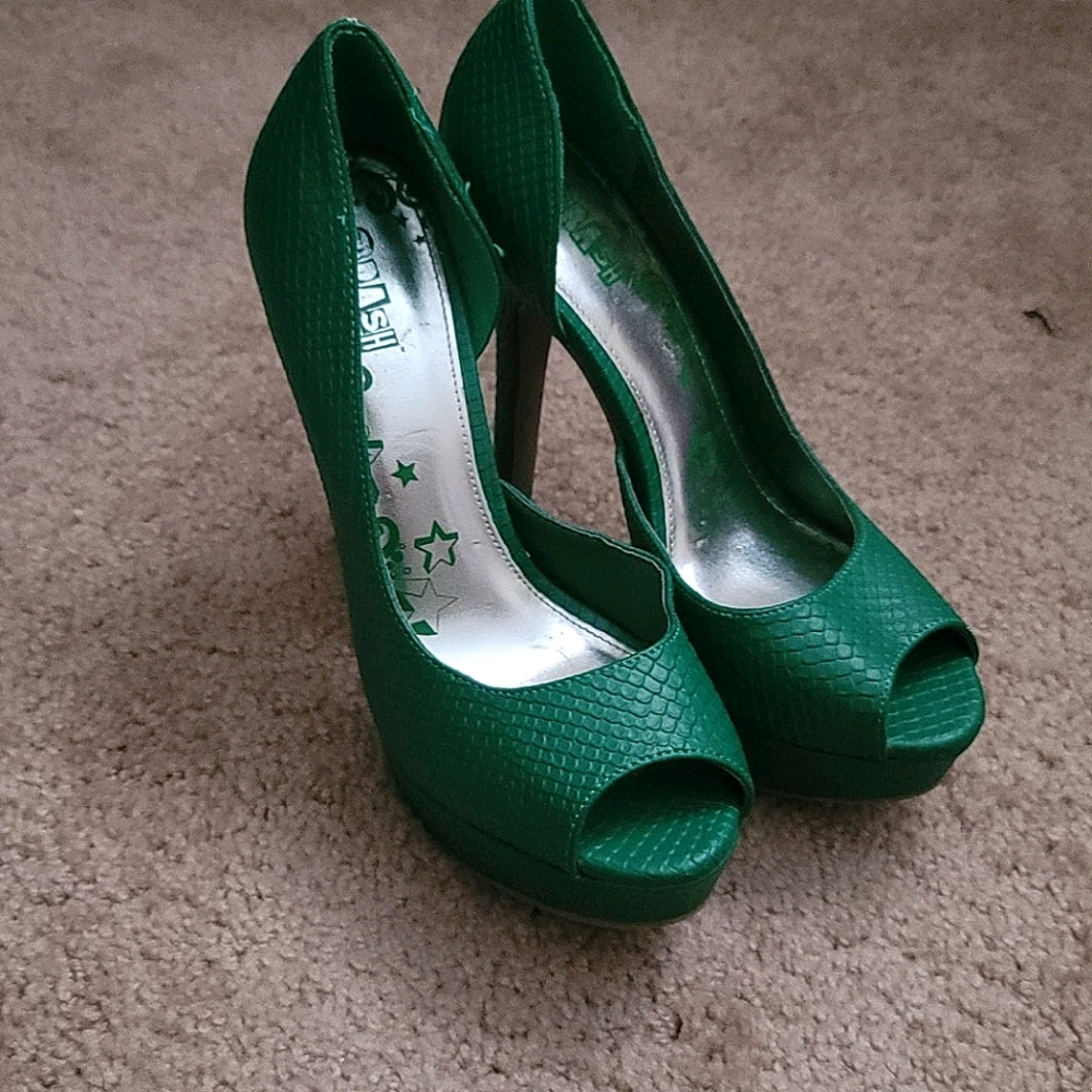 Shoes